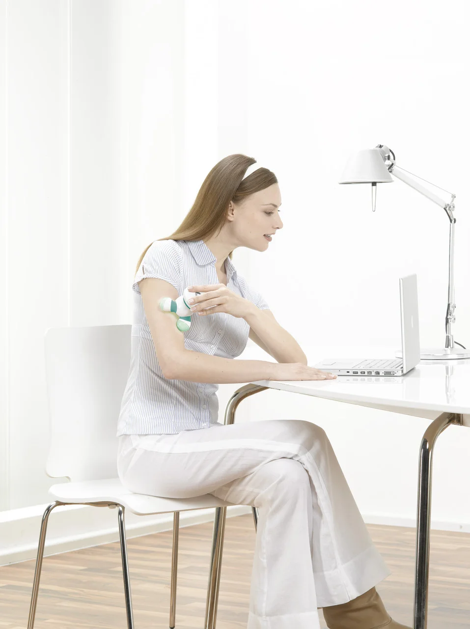 Массажер для тела вибрационный MG 16 Green Beurer