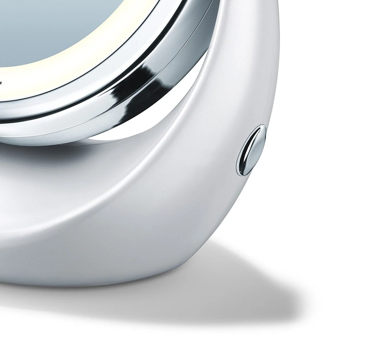 Косметическое зеркало с подсветкой Beurer BS 49