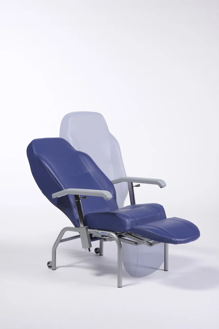 Гериатрическое кресло Normandie Vermeiren (Версия с подножкой)