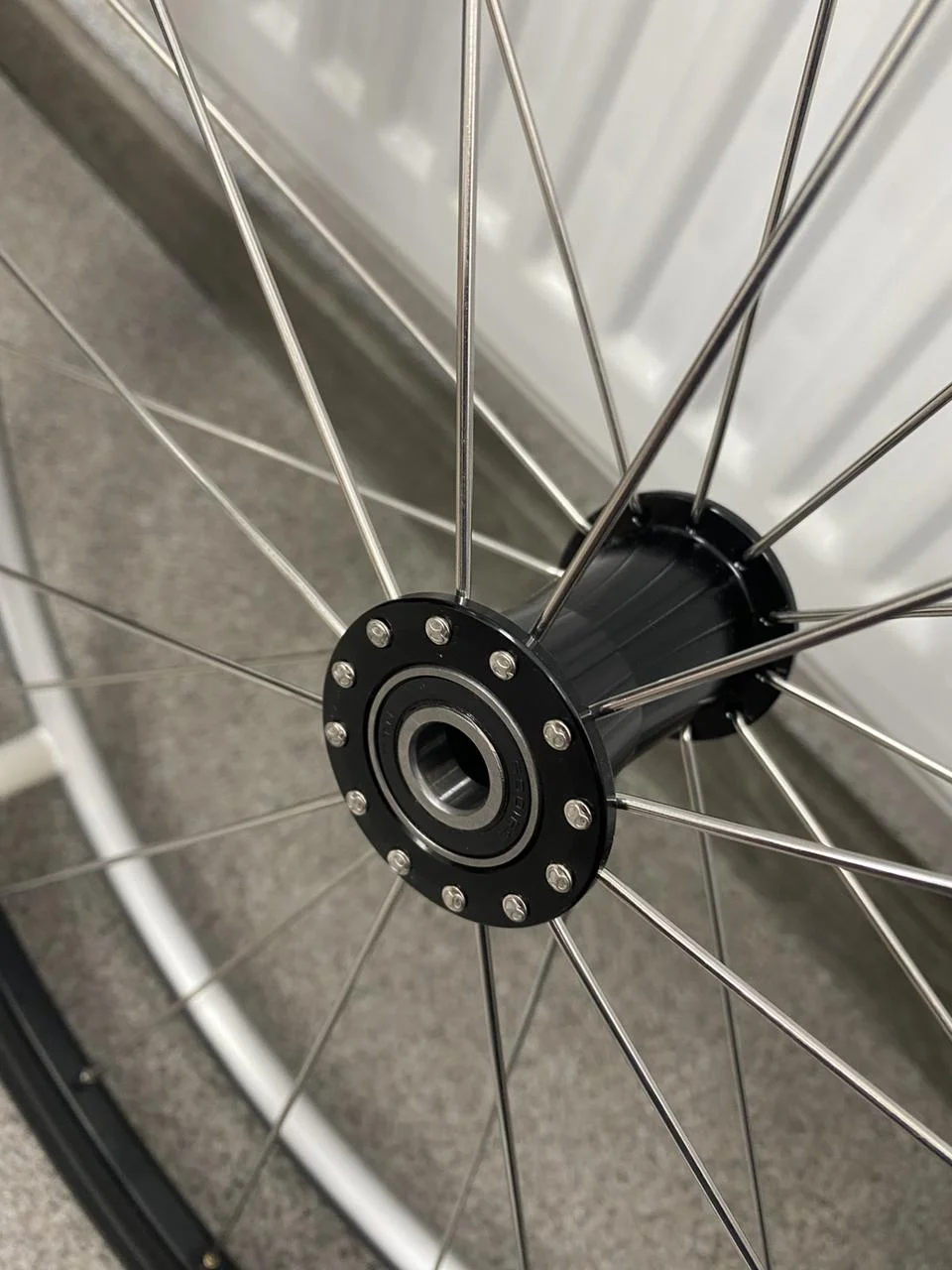 Колесо заднее для инвалидной коляски 24”x1, 25-540 Schwalbe Right Run (53/63 мм.,ось 12 мм.) Vermeiren